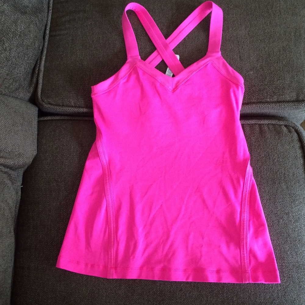 Lululemon tank